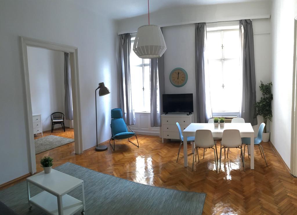 Budget Apartment By Hi5-Rakoczi 24 Budapest Eksteriør bilde