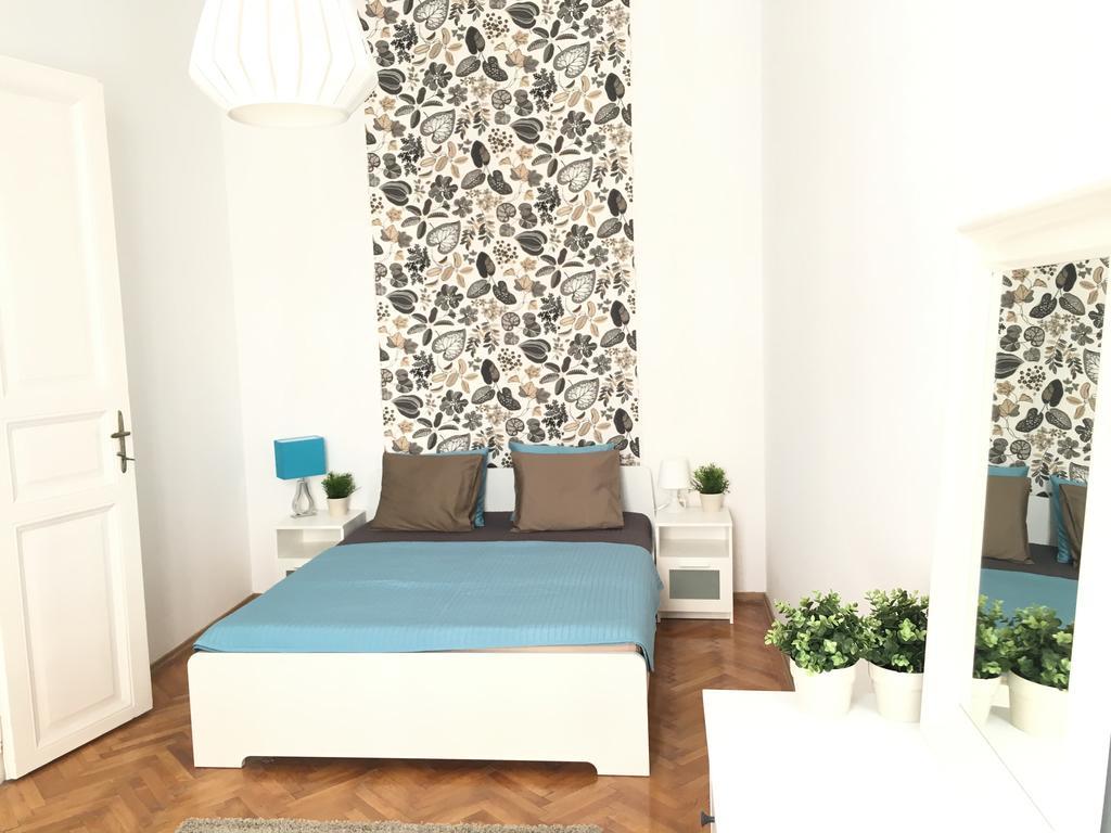 Budget Apartment By Hi5-Rakoczi 24 Budapest Eksteriør bilde